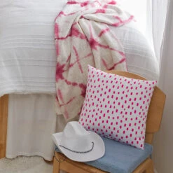 Dot Square Pillow -Best Homeware Shop 17 HAPPY HOUR 050 2