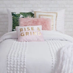 Faux Fur Rectangle Pillow -Best Homeware Shop 56 GIRL BOSS A 002 cd068f26 43e0 4708 869c 7f18f28367cd