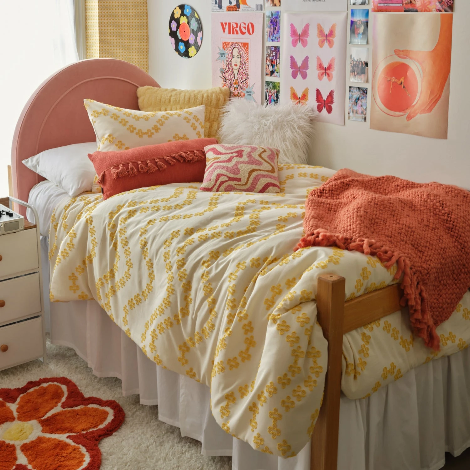 Layla Wavy Daisy Comforter and Sham Set Layla Wavy Daisy Comforter And Sham Set -Best Homeware Shop 64