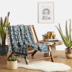 Geo Grid Reversible Woven Throw Blanket -Best Homeware Shop A014820GR1NE Edit