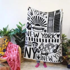 New York City Knit Throw Blanket -Best Homeware Shop CalhounandCo 0015 Calhoun CONYCBlanket3TXT1500691