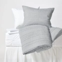 8 Piece Essential Dorm Bundle -Best Homeware Shop Dormify Essential Bundle Juliette Eyelash Grey