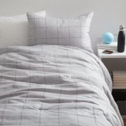 Jackson Grid Comforter And Sham Set -Best Homeware Shop GridPatternComforter TXL 009