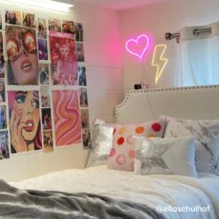 Lightning Bolt Neon Sign -Best Homeware Shop NeonSigns LightningBolt