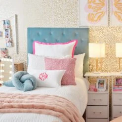 Zoe Knot Shaped Pillow -Best Homeware Shop Pillows 3 80285659 07a5 47a0 9b01 17d481da8974