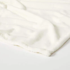 Rosie Plush Throw Blanket -Best Homeware Shop Plush Throw Ivory 006