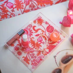 Roller Rabbit Small Acrylic Tray -Best Homeware Shop RoomAltImage 2 2 e2cd96fe 1d59 475e afdb 011c5ccf2c17