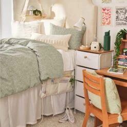 Non-Slip Bedside Caddy -Best Homeware Shop Storage BedsideCaddyWhite 6b6a5ea4 2f9f 4687 b6f4 8c50153d4b7b