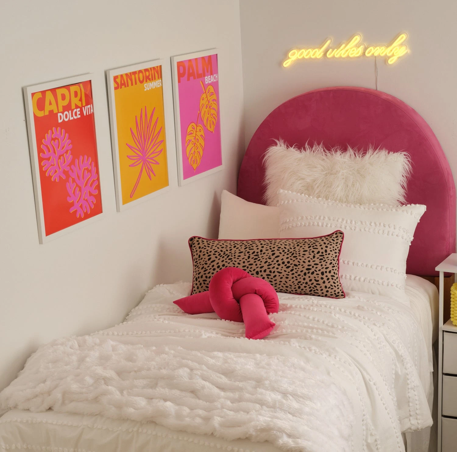 Kendall Animal Dots Lumbar Pillow Cover Kendall Animal Dots Lumbar Pillow Cover -Best Homeware Shop Visco Preppy A 109