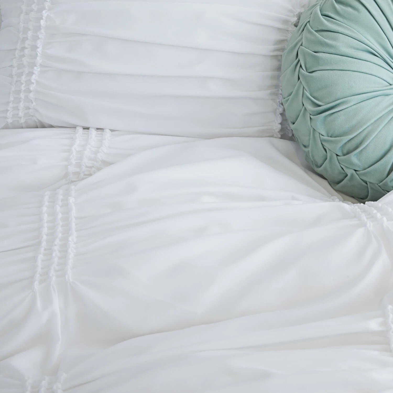 Pucker Stitch Duvet and Sham Set Pucker Stitch Duvet And Sham Set -Best Homeware Shop White Pucker Duvet Detail