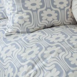 Natalia Retro Floral Duvet Cover And Sham Set -Best Homeware Shop comforter